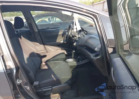 2011 Honda Fit Sport z USA, uszkodzony, nr VIN JHMGE8H55BC024910